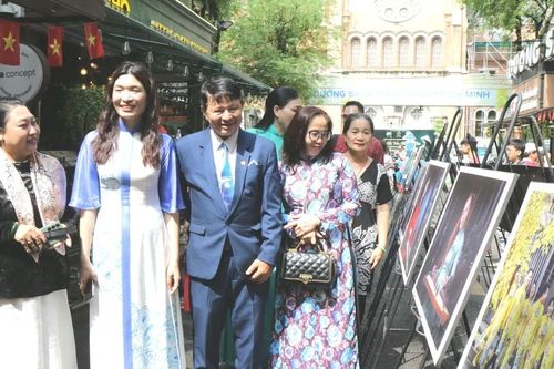 Khai mạc Ngày hội Văn hóa Áo dài TPHCM lần thứ II