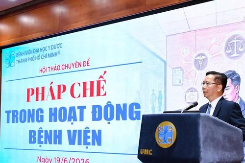 Bệnh viện Đại học Y Dược TPHCM tăng tốc chuyển đổi số từ quản trị đến xét nghiệm