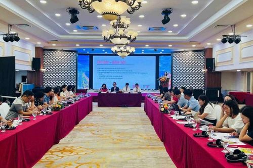 Tổng đài 1800 1768: Tiếp nhận hơn 21.000 cuộc gọi, hỗ trợ hơn 3.600 phụ nữ và trẻ em gái