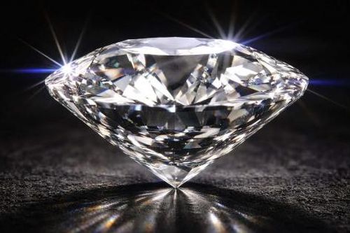 Câu hỏi xung quanh thị trường kim cương thế giới và Việt Nam - Bài 3: Ma trận giấy giám định