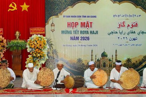 LÀNG CHĂM ƠN ĐẢNG - Bài cuối: Giữ bản sắc, cùng đất nước vươn lên