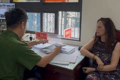 Nhiều người nổi tiếng sập bẫy hợp đồng kỳ nghỉ