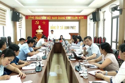 Đoàn giám sát Tỉnh ủy làm việc tại xã Hạnh Phúc