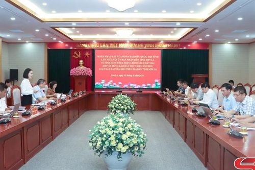 Thực hiện chính sách đất đai đối với đồng bào dân tộc thiểu số