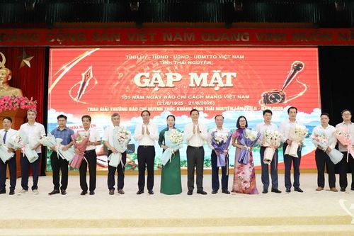 Thái Nguyên: Gặp mặt kỷ niệm Ngày Báo chí cách mạng Việt Nam và trao Giải Báo chí Huỳnh Thúc Kháng