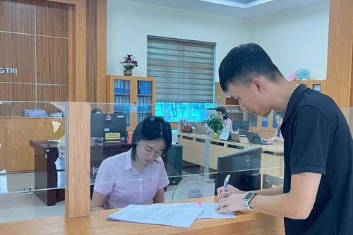 Mái nhà mơ ước của đôi vợ chồng khiếm thính và dấu ấn chính sách nhân văn