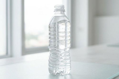 Vì sao hầu hết chai nước nhựa đều có gân nổi? Công dụng thực sự khiến nhiều người bất ngờ