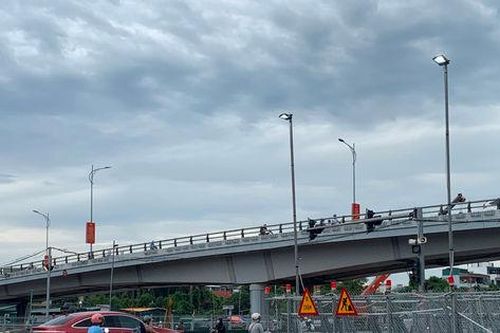 Hà Nội xử lý được 39/51 điểm thường xuyên ùn tắc giao thông