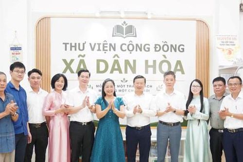 Ra mắt Thư viện cộng đồng xã Dân Hòa