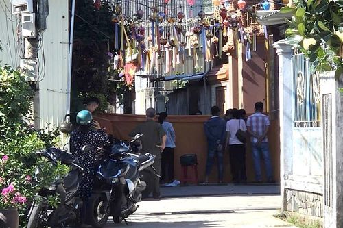Điều tra vụ trẻ tử vong trước cổng chùa