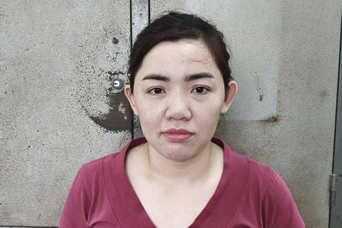 Cháu gái chiếm đoạt 800 triệu đồng của người bà bị tai biến