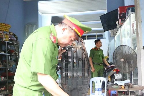 Xử lý hàng loạt 'lò độ chế' xe mô tô ở Đồng Nai