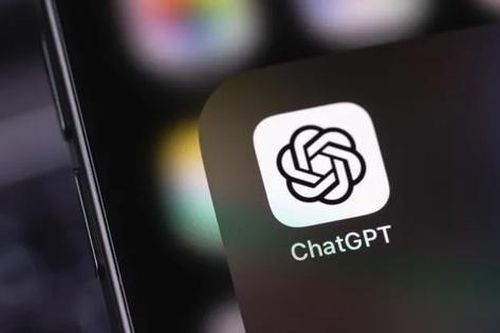 ChatGPT lần đầu mất 50% thị phần: Kỷ nguyên 'một mình một chợ' của ChatGPT đã khép lại?