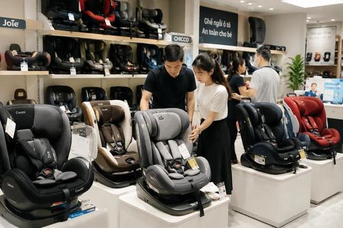 Sắp tới 'hạn chót' 1/7: Thị trường ghế trẻ em ô tô sôi động, phụ huynh vẫn băn khoăn lựa chọn