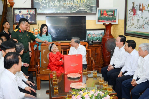 Phường Trường Vinh tự hào có mẹ Sáu bách niên