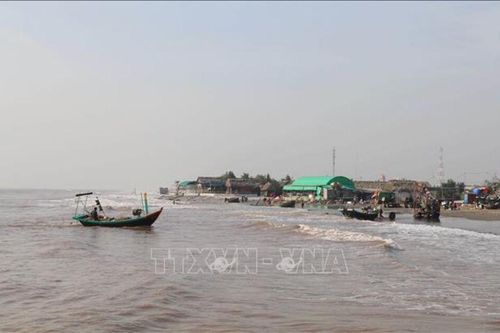 Ngăn chặn khai thác tận diệt, phục hồi nguồn lợi thủy sản tự nhiên