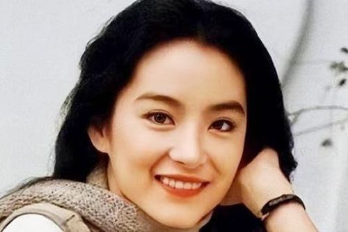 'Mỹ nhân 50 năm mới có một' và cuộc sống xa hoa viên mãn ở tuổi 72