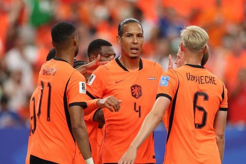Van Dijk ca ngợi tuyển Hà Lan khi thắng Thụy Điển 5-1