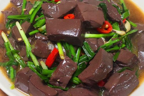 Người mắc 1 trong 5 bệnh này tuyệt đối không ăn tiết lợn: Càng ăn càng sinh bệnh