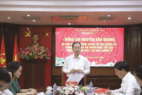 Khát vọng vươn tầm