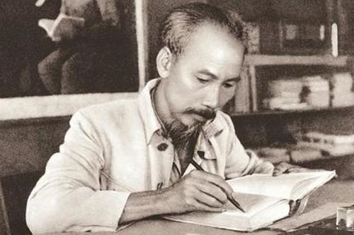 Dù trăm năm nữa…