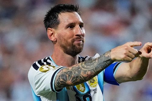 Messi có thể phá thêm 3 kỷ lục, Ronaldo khó lòng đuổi kịp