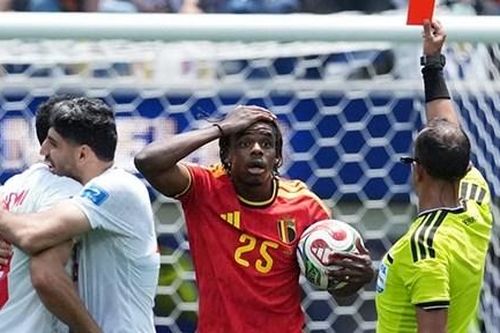 Bỉ mất người, tiếp tục gây thất vọng trước Iran