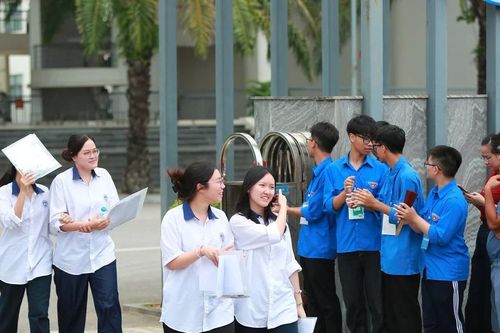 Phú Thọ công bố điểm chuẩn lớp 10 các trường THPT chuyên
