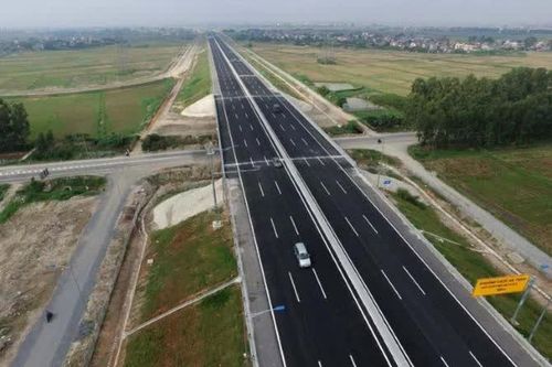 Đề xuất bổ sung 5 tuyến cao tốc mới vào quy hoạch đường bộ