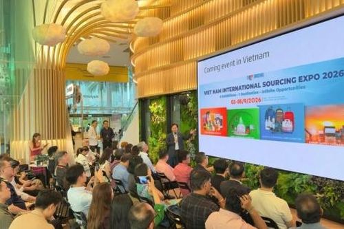 Xuất khẩu của Việt Nam sang Singapore tăng hơn 184% trong tháng 5
