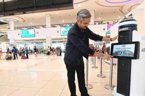 Robot 'gia nhập' đội ngũ bảo vệ tại Malaysia