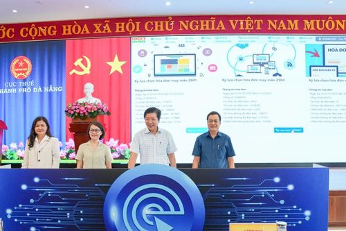 Đà Nẵng: 62 khách hàng trúng thưởng 'Hóa đơn may mắn'