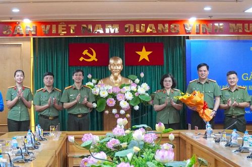 Lan tỏa những thành tích của đoàn viên thanh niên Công an nhân dân