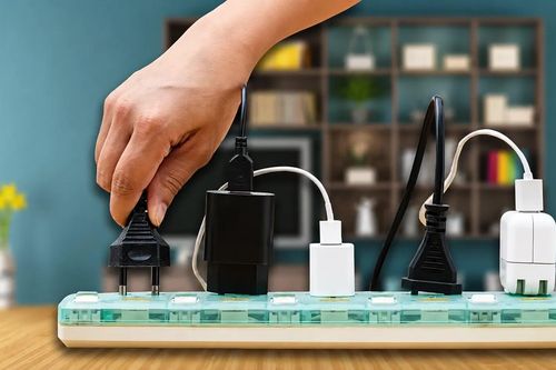 3 thiết bị nên rút điện trước khi ngủ, vừa tiết kiệm điện, vừa hạn chế nguy cơ cháy nổ