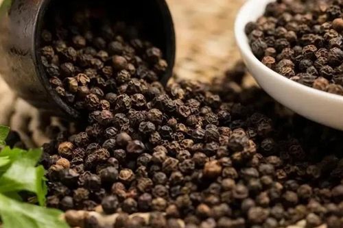 Giá tiêu hôm nay 22/6: Ổn định phiên đầu tuần