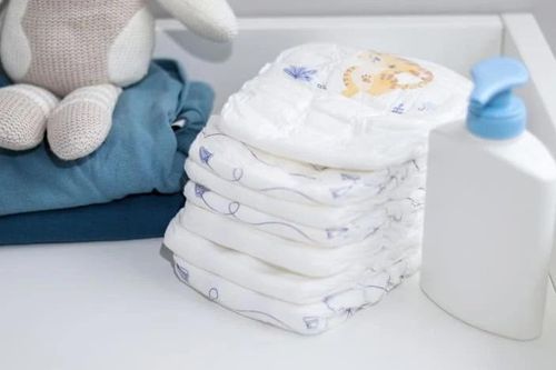 Trung Quốc điều tra cáo buộc tã lót trẻ nhiễm khuẩn, Huggies, Babycare bị nêu tên