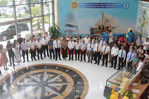 Khoa học xã hội trong 'Dòng chảy tri thức - Kiến tạo tương lai'