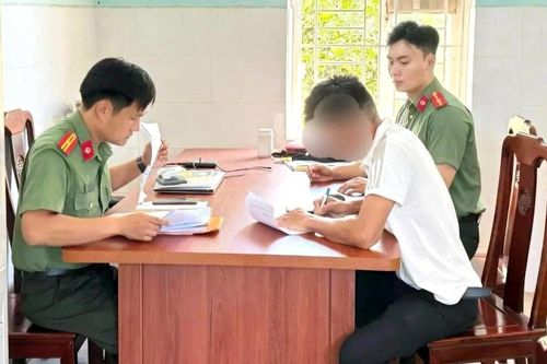Xử phạt người đàn ông xúc phạm đoàn kỵ binh Công an nhân dân trên Facebook