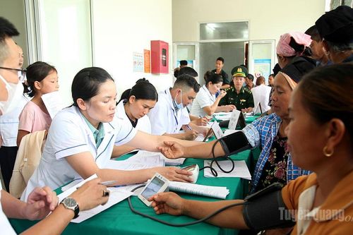 Chương trình chăm sóc sức khỏe Nhân dân tại xã biên giới Bạch Đích