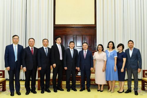 Phó Thống đốc Nguyễn Ngọc Cảnh làm việc với Đoàn công tác của Ngân hàng BoCom