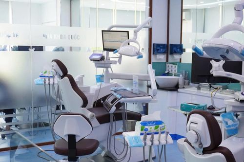 Cơ sở nha khoa, chăm sóc sức khỏe, thẩm mỹ vào tầm ngắm thanh tra thuế