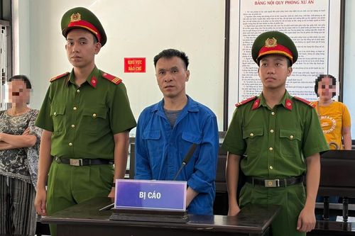 Nổ có 'quan hệ' để chạy thủ tục đất đai