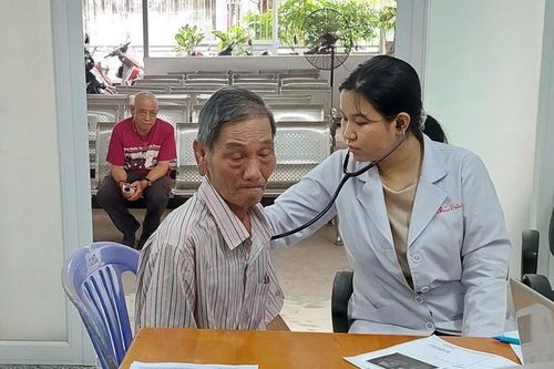 TPHCM thí điểm khám, chữa bệnh bảo hiểm y tế tại nhà