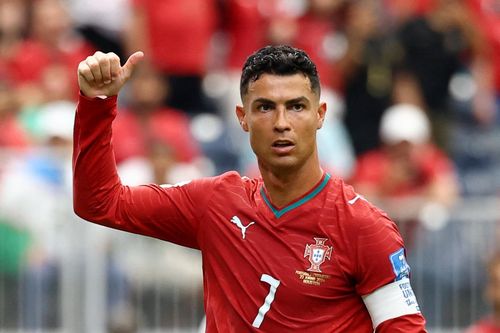 Ronaldo lên tiếng về kịch bản đối đầu Messi