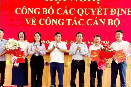 Khẩn trương tổ chức lại, thành lập mới phòng chuyên môn thuộc UBND cấp xã
