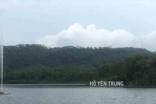 Hồ Yên Trung - điểm đến lý tưởng cho những chuyến dã ngoại cuối tuần