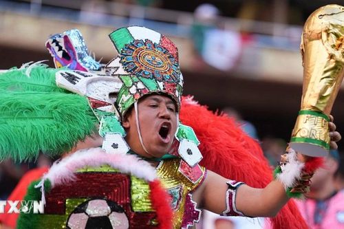 Mexico City cấm bán đồ uống có cồn trong ngày diễn ra trận Mexico-CH Séc
