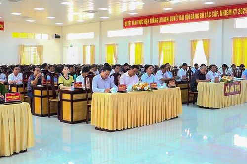 An Phú phát huy lợi thế địa bàn biên giới để phát triển thương mại, dịch vụ, kinh tế cửa khẩu