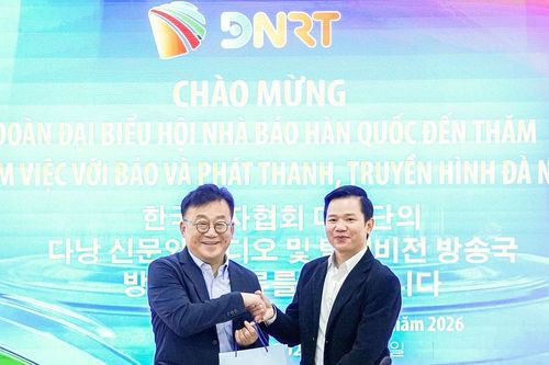 Đoàn đại biểu Hội Nhà báo Hàn Quốc thăm, làm việc với Báo và phát thanh, truyền hình Đà Nẵng