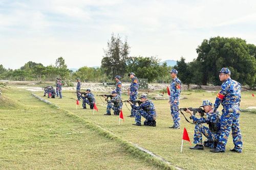 Lữ đoàn 162 kiểm tra bắn đạn thật súng bộ binh năm 2026